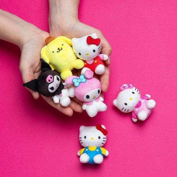 Micro Teenies Hello Kitty & Friends 6-Pack – Miniature Plush Figures - Picture 3 of 4